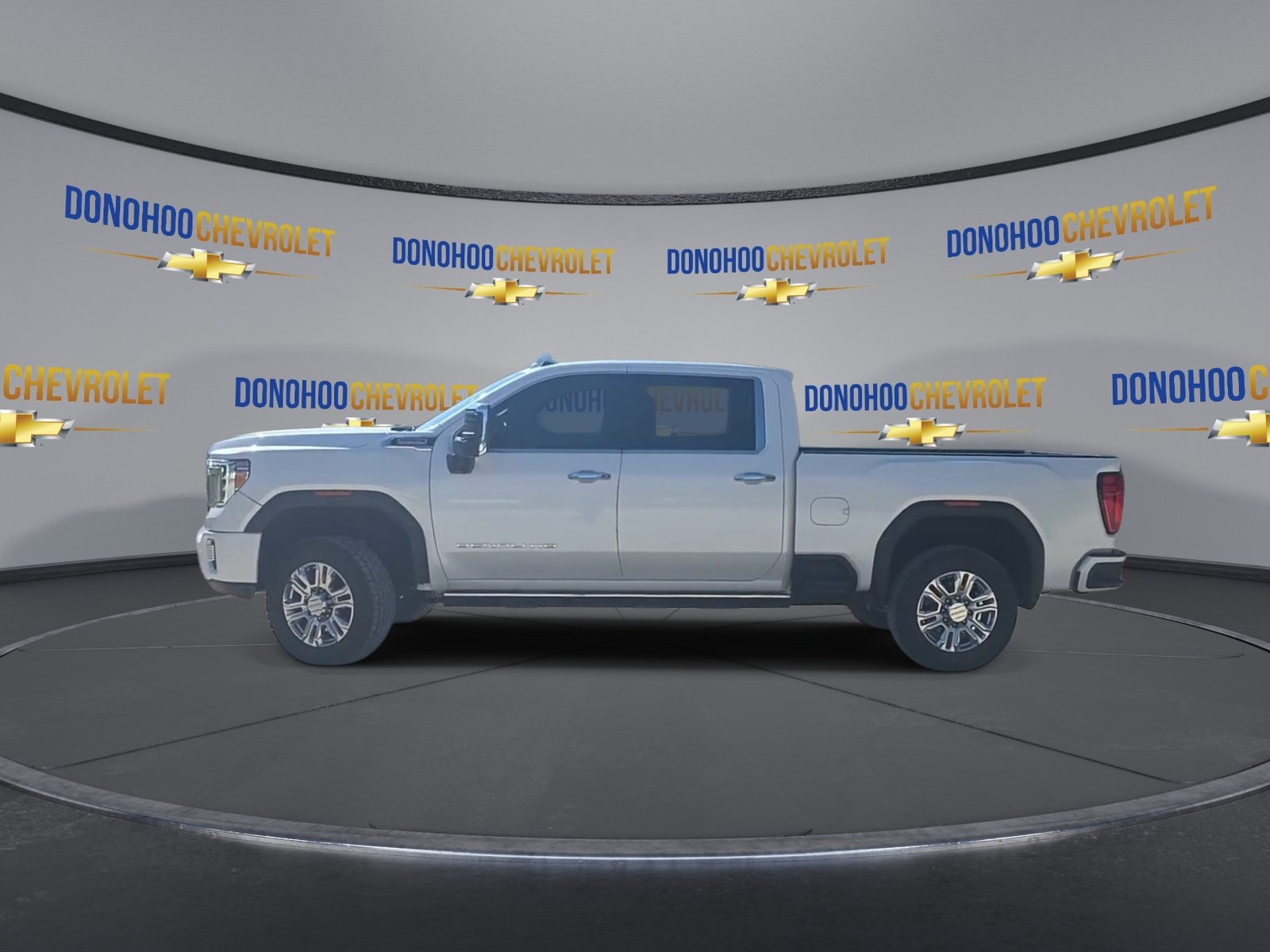 Used 2023 GMC Sierra 2500 Denali w/ Denali Ultimate Package AWD/4WD image 12