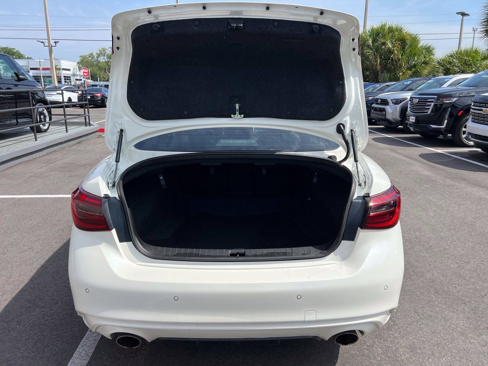 Used 2023 INFINITI Q50 Luxe w/ Cargo Package AWD/4WD image 18