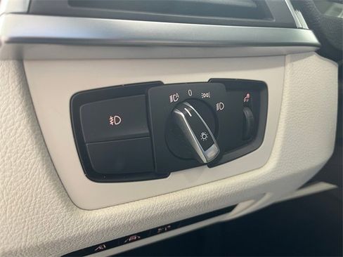 Used 2019 BMW 430i Convertible w/ Convenience Package image 32