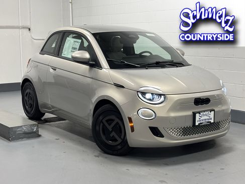 New 2025 FIAT 500 e image 1