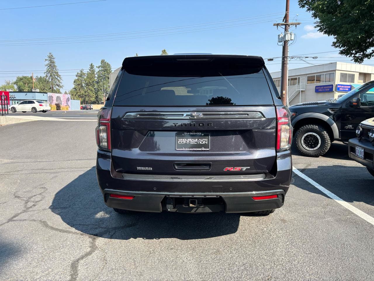 Used 2022 Chevrolet Tahoe RST w/ Luxury Package AWD/4WD image 4
