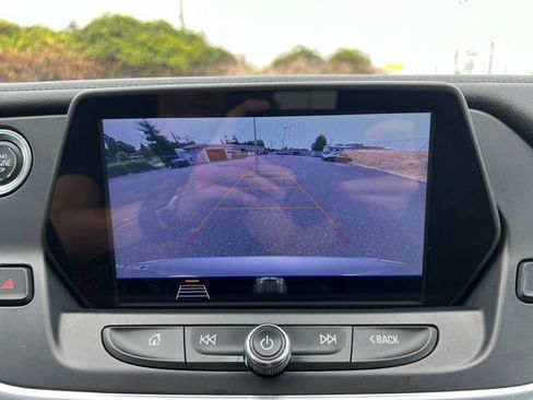 Used 2020 Chevrolet Blazer LT FWD image 23