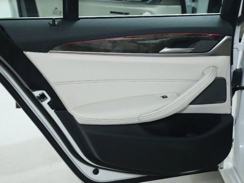 Certified 2023 BMW 540i xDrive w/ Premium Package image 13