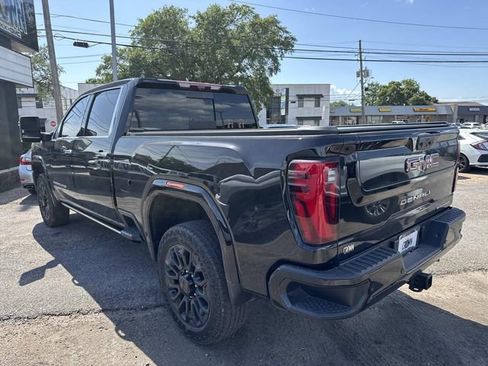 Used 2024 GMC Sierra 2500 Denali w/ Denali Reserve Package image 9