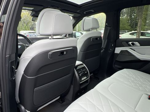 New 2026 BMW X5 xDrive40i w/ Climate Comfort Package image 23