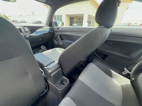 Used 2018 Volkswagen Beetle 2.0T S FWD image 21