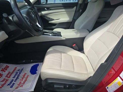 Used 2018 Honda Accord EX-L image 12