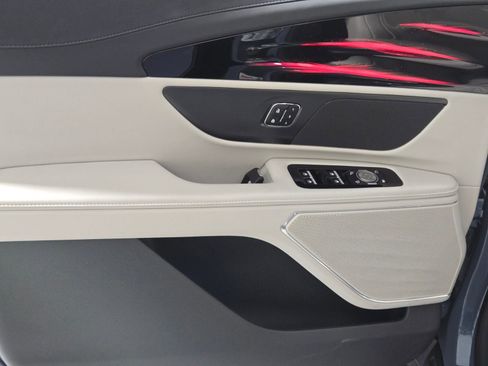 New 2026 Lincoln Nautilus Premier AWD/4WD image 22