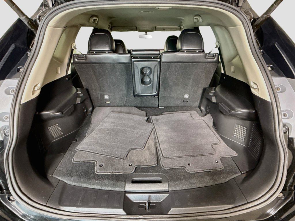 Used 2014 Nissan Rogue SL AWD/4WD image 29