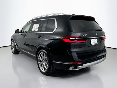 Certified 2026 BMW X7 xDrive40i w/ Climate Comfort Package image 7