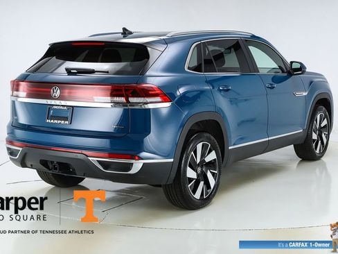 Used 2025 Volkswagen Atlas Cross Sport SEL AWD/4WD image 9