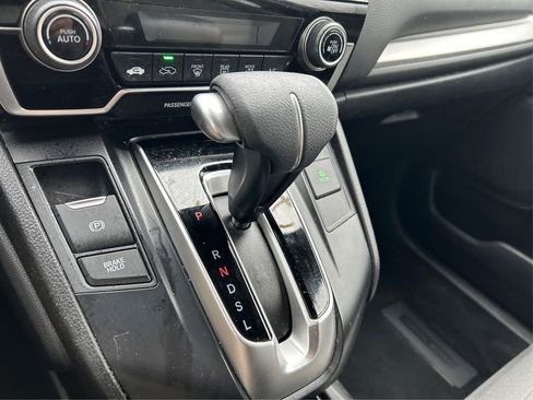 Used 2017 Honda CR-V LX image 32