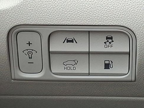 Used 2023 Kia Sorento SX Prestige image 25