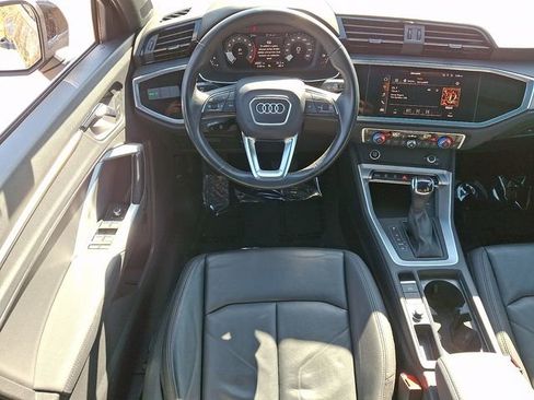Used 2022 Audi Q3 2.0T Premium w/ Convenience Package AWD/4WD image 13