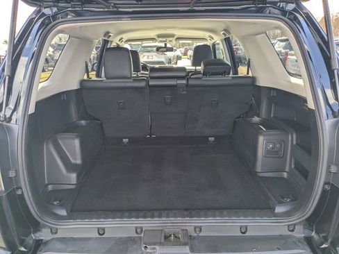 Used 2018 Toyota 4Runner SR5 Premium image 13