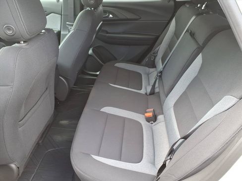 New 2026 Chevrolet TrailBlazer LT w/ Convenience Package FWD image 9
