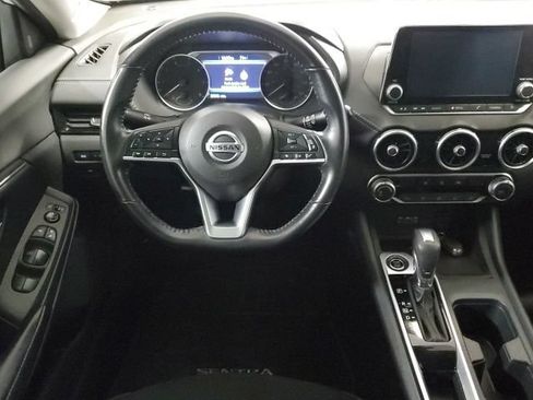 Used 2022 Nissan Sentra SV w/ Trunk Package FWD image 16