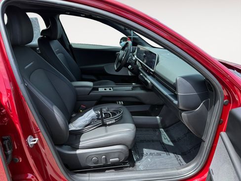 Certified 2024 Hyundai Ioniq 6 Limited RWD image 19