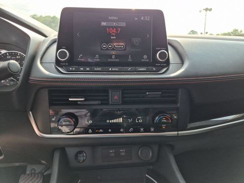 Used 2025 Nissan Rogue SV w/ Rock Creek Premium Package AWD/4WD image 22