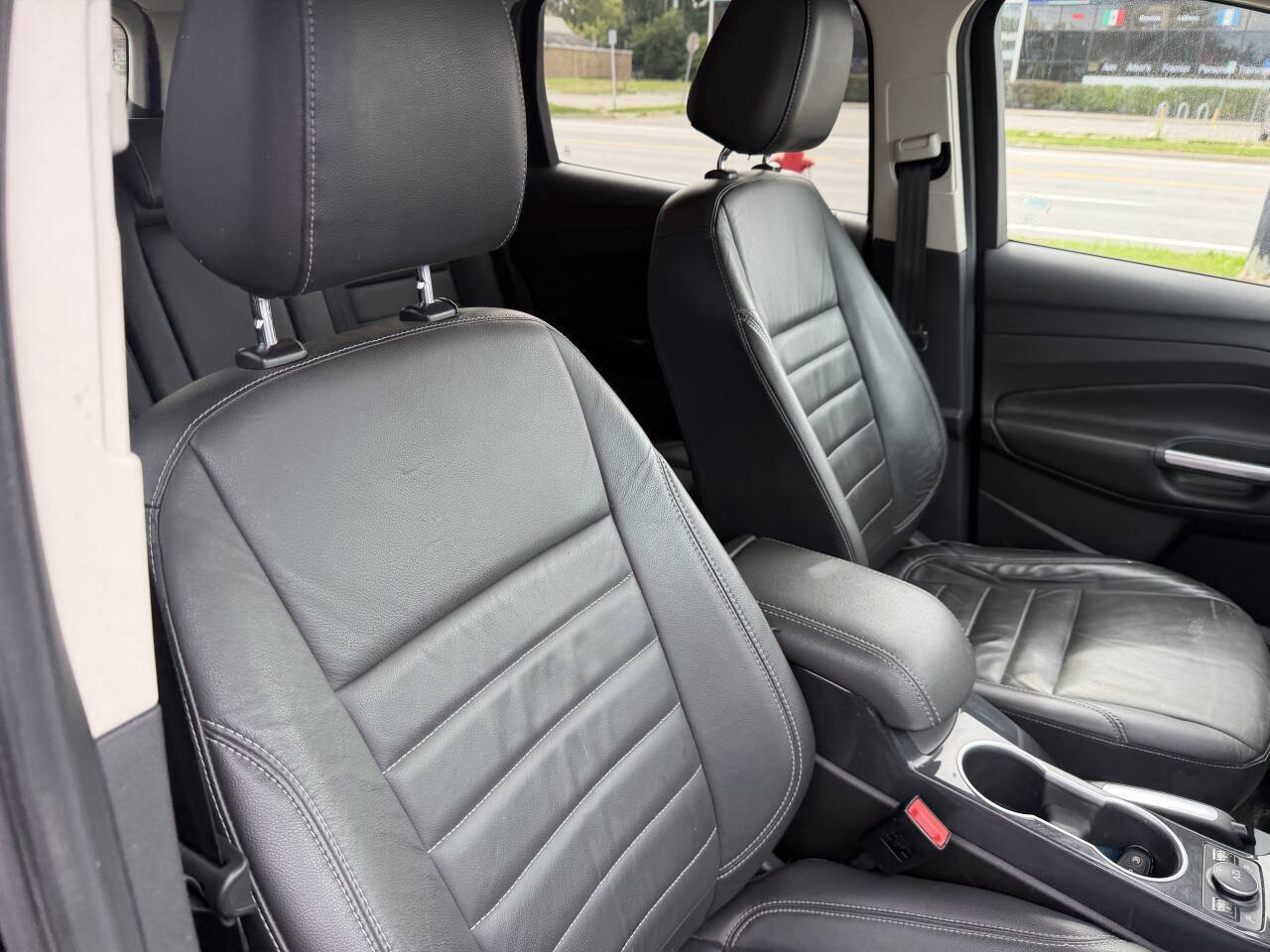 Used 2016 Ford Escape Titanium AWD/4WD image 19