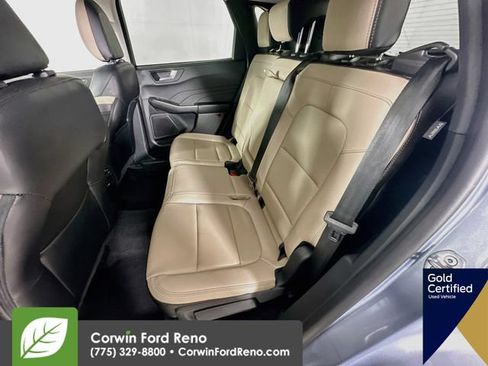 Used 2022 Ford Escape Titanium AWD/4WD image 28