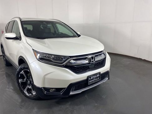 Used 2018 Honda CR-V Touring image 2