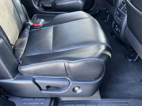 Used 2019 Honda Pilot Elite image 22