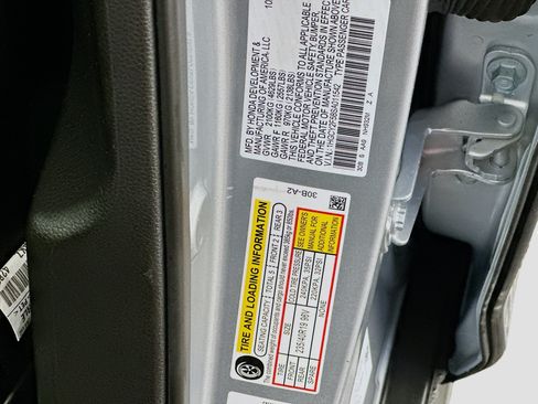 Used 2025 Honda Accord Sport image 12