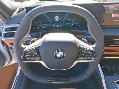 Used 2026 BMW 330i xDrive Sedan w/ Premium Package AWD/4WD image 17