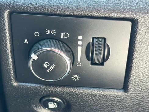 Used 2017 Jeep Grand Cherokee Limited AWD/4WD image 39