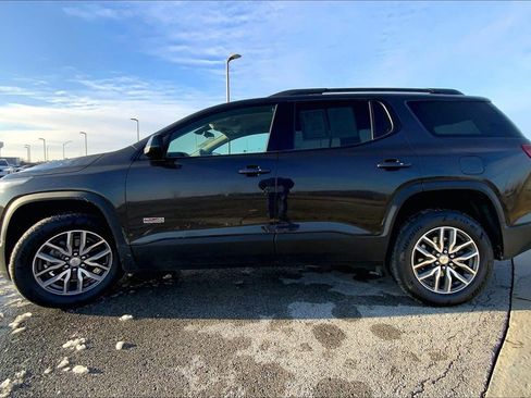 Used 2017 GMC Acadia SLE w/ Driver Alert Package I image 8