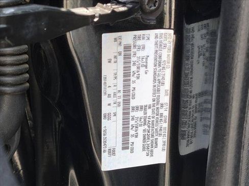 Used 2014 Ford Focus SE w/ SE Winter Package FWD image 25