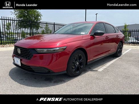 Certified 2025 Honda Accord SE image 1