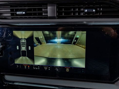 Used 2026 GMC Sierra 1500 AT4 w/ Technology Package image 26