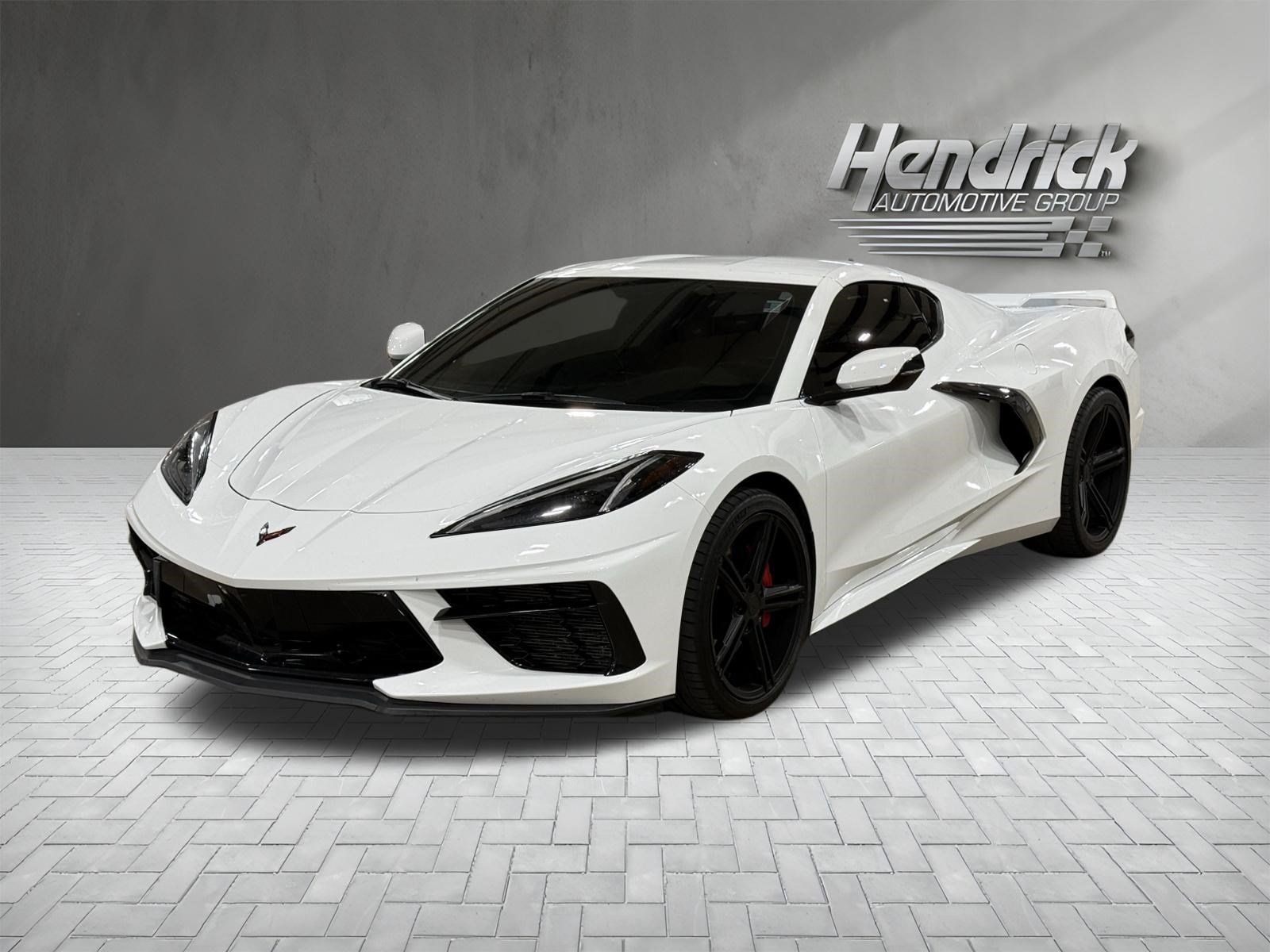 Used 2021 Chevrolet Corvette Stingray Coupe w/ Z51 Performance Package RWD image 5
