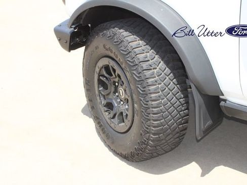 Used 2022 Ford Bronco Wildtrak AWD/4WD image 9