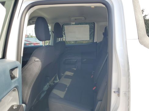 New 2025 Ford Maverick XL image 11