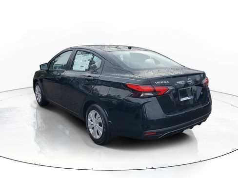 New 2025 Nissan Versa S w/ Trunk Package FWD image 3