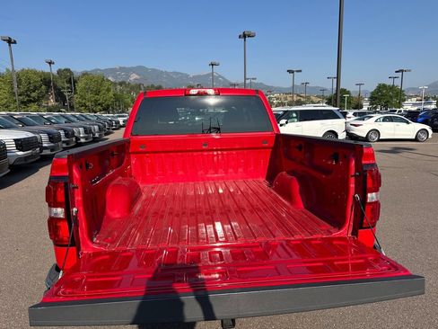Used 2014 GMC Sierra 1500 SLE w/ SLE Value Package AWD/4WD image 18
