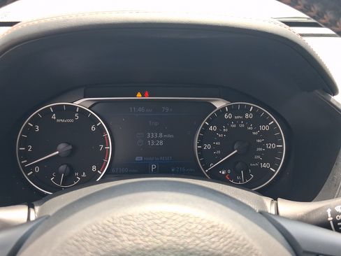 Used 2022 Nissan Altima 2.5 SR FWD image 15