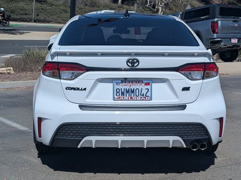 Used 2021 Toyota Corolla SE w/ SE Premium Package FWD image 13