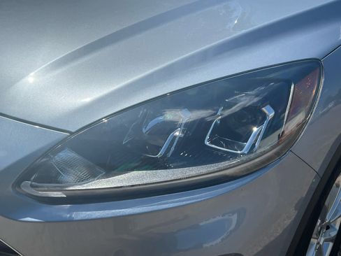 Used 2022 Ford Escape SE w/ Convenience Package image 10