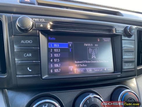 Used 2014 Toyota RAV4 LE image 10