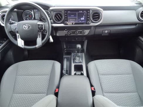 Used 2023 Toyota Tacoma SR5 w/ SR5 Appearance Package RWD image 10