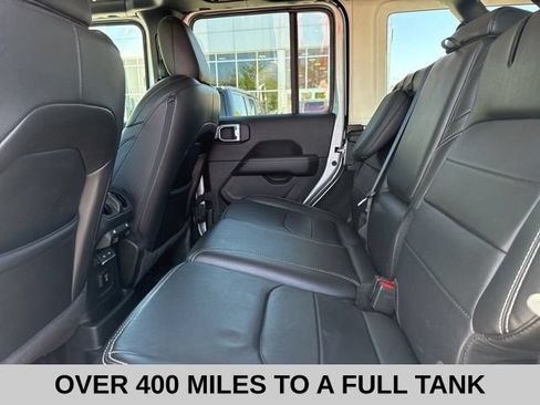 Used 2023 Jeep Wrangler Unlimited Sahara AWD/4WD image 25