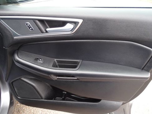 Used 2024 Ford Edge SEL image 37