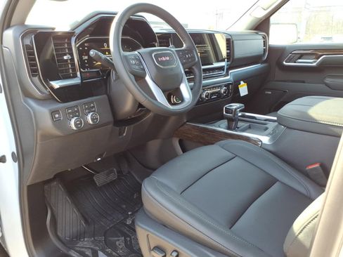New 2026 GMC Sierra 1500 Elevation w/ Elevation Premium Package image 12