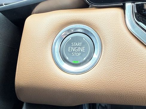 New 2026 GMC Canyon AT4 w/ Technology Plus Package AWD/4WD image 25