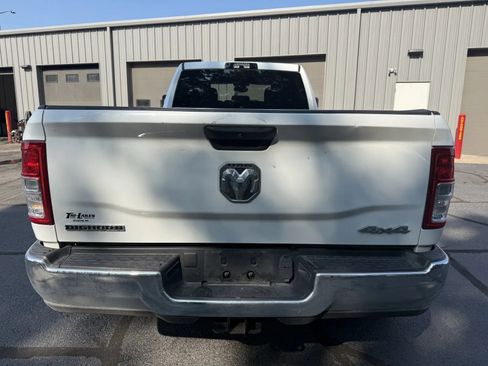 Used 2024 RAM 3500 Big Horn AWD/4WD image 3