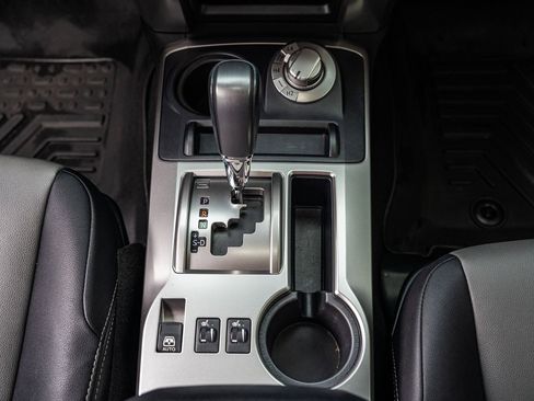 Used 2022 Toyota 4Runner SR5 Premium image 29